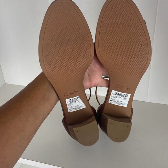 Clarks Kaylin Leather Sandals - Picture 7 of 9